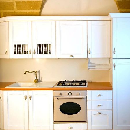Beautiful Property In The Heart Of Gallipoli Eksteriør billede
