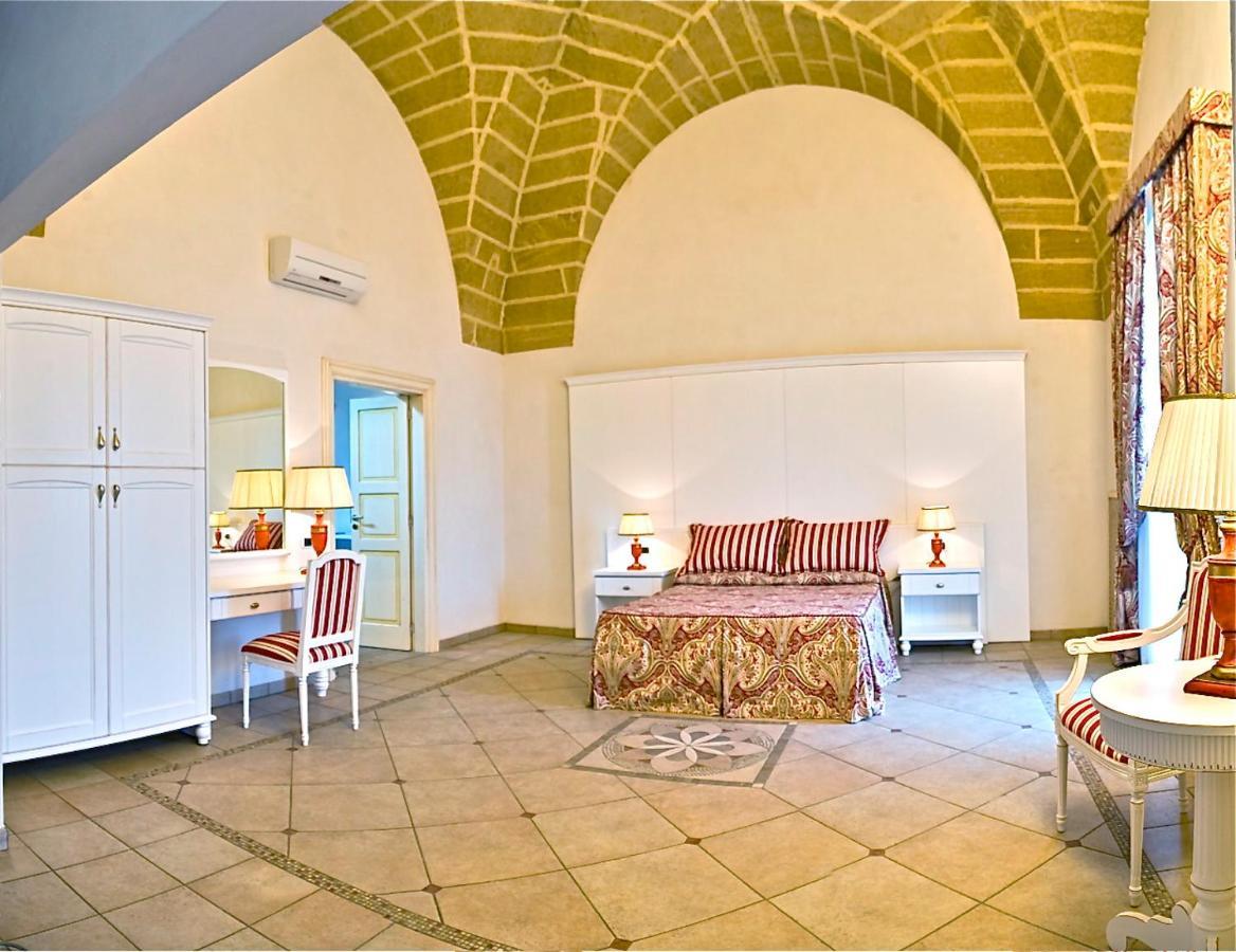 Beautiful Property In The Heart Of Gallipoli Eksteriør billede